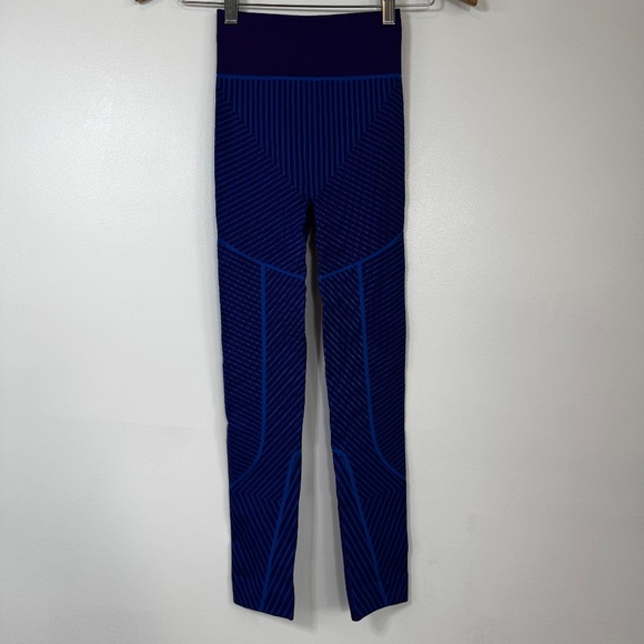 NWT Lacoste Sport Contrast Striped Seamless Leggings High Waist Purple Blue XS - Picture 4 of 13